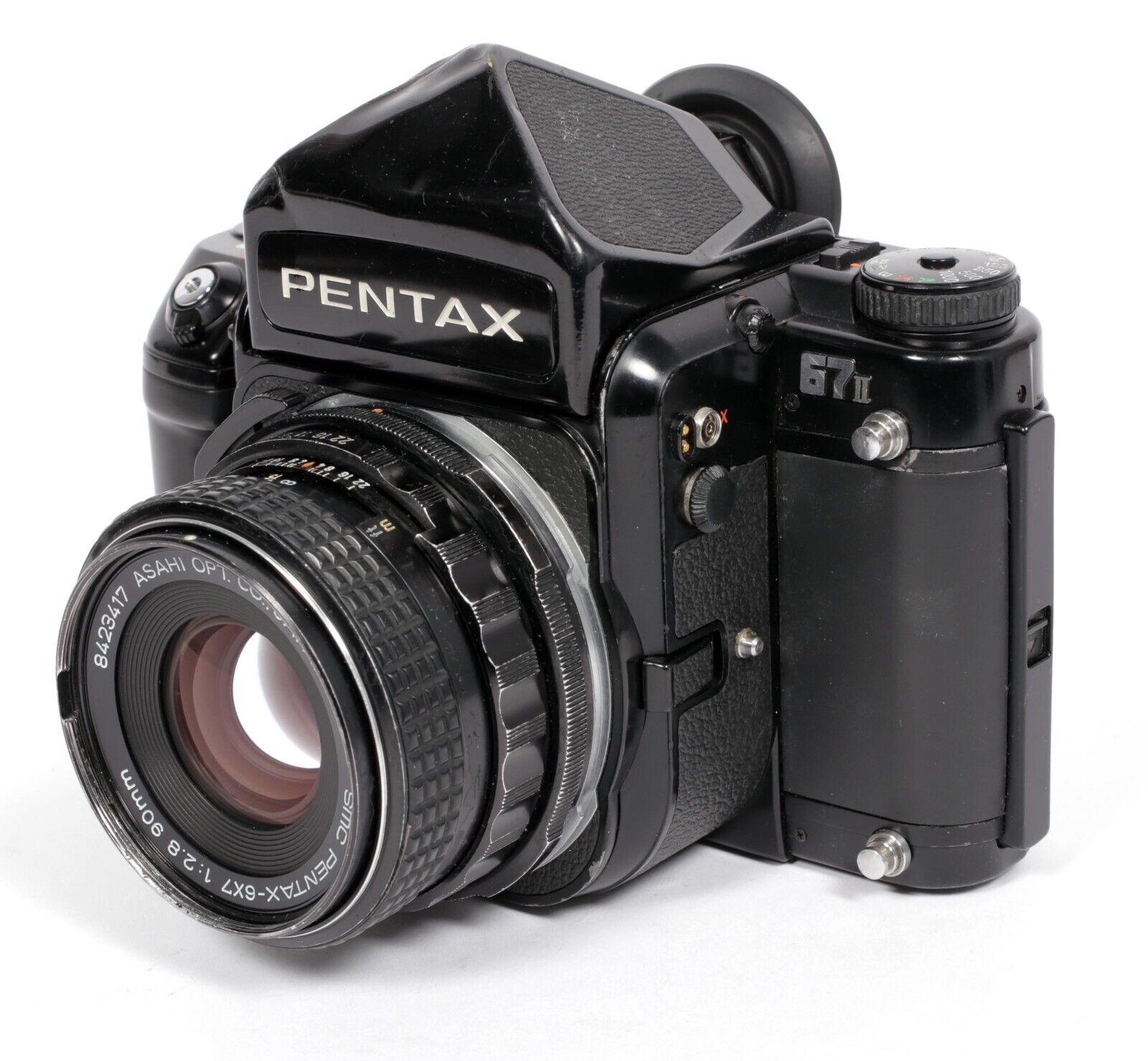 Pentax 67 II 6X7 camera with SMC 90mm F2.8 lens | CatLABS